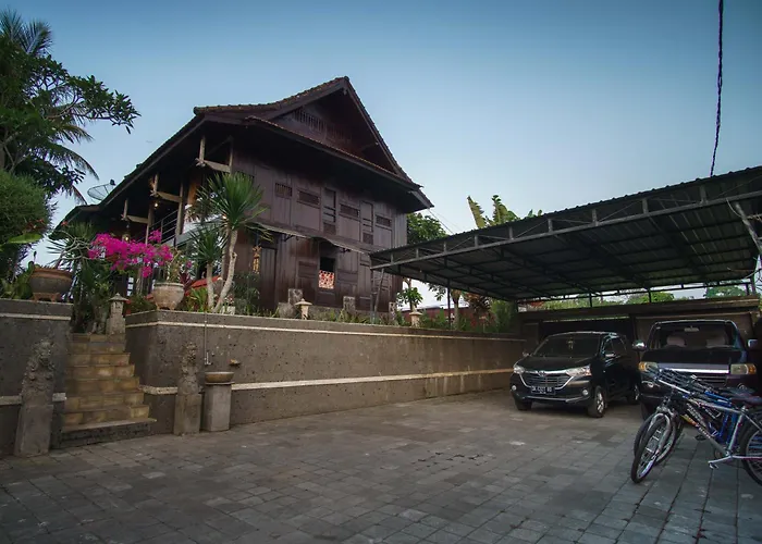 Balam Bali *